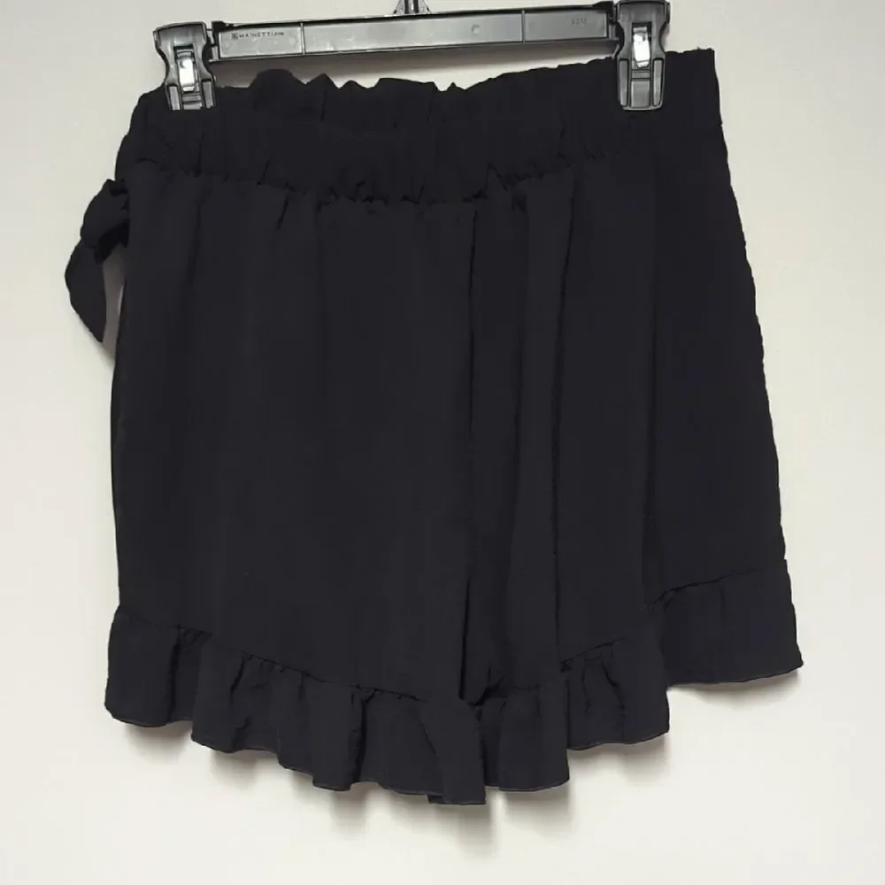 Black Ruffled Wrap Skorts Mini - Picture 4 of 7